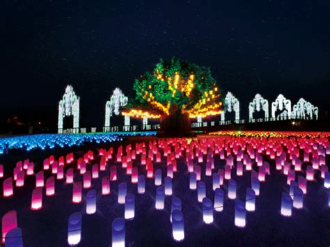 愛知県 イルミネーション: 光と闇の織りなす幻想